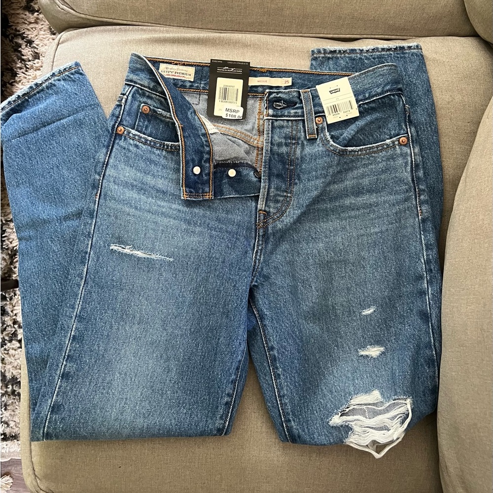 Levi wedgie high rise